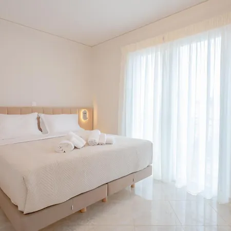 Hotel Apeiron Residences