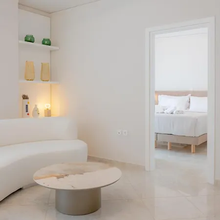Apeiron Residences Hotel *